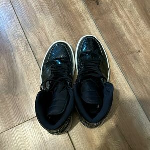 Nike Jordan 1 high anti gravity machines